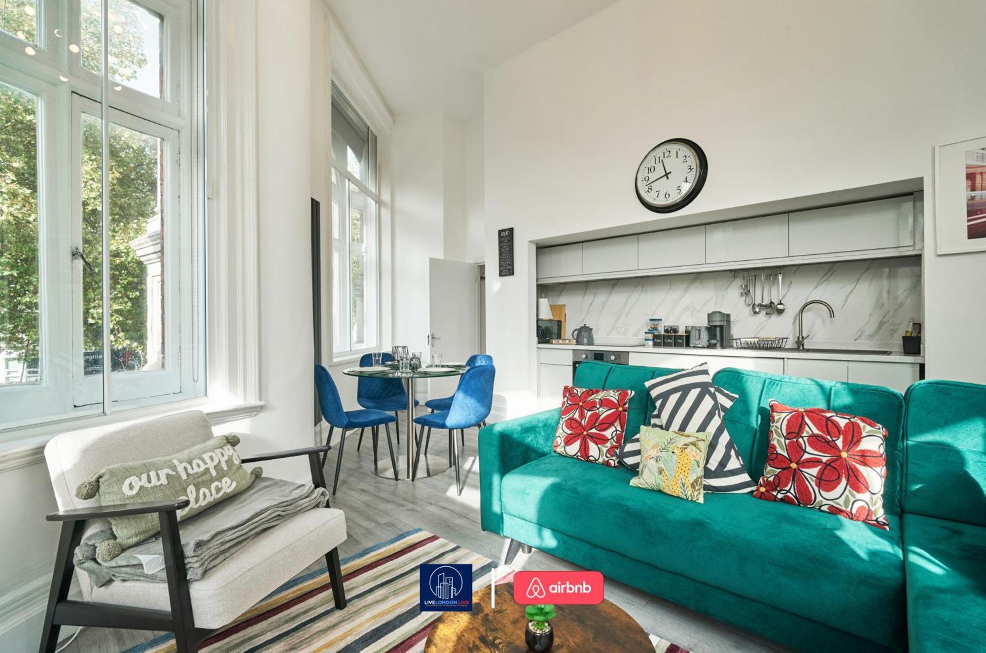 Last-Minute Specials L Sleeps Up To 4 Guests L One-Bedroom Apartment With King Bed And High Ceilings Near Camden By Live London Short Lets & Serviced Accommodation מראה חיצוני תמונה