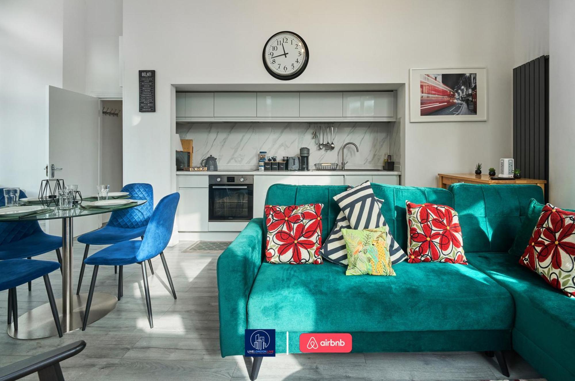 Last-Minute Specials L Sleeps Up To 4 Guests L One-Bedroom Apartment With King Bed And High Ceilings Near Camden By Live London Short Lets & Serviced Accommodation מראה חיצוני תמונה