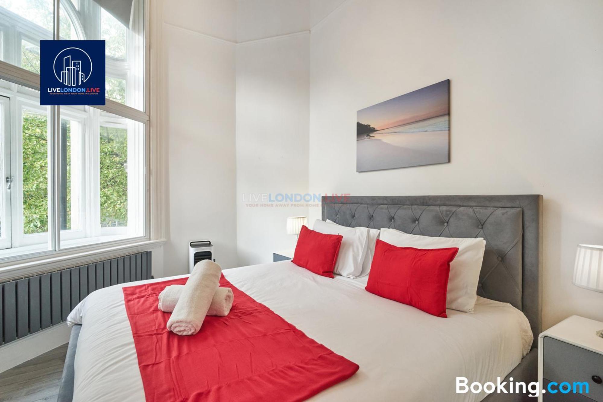 Last-Minute Specials L Sleeps Up To 4 Guests L One-Bedroom Apartment With King Bed And High Ceilings Near Camden By Live London Short Lets & Serviced Accommodation מראה חיצוני תמונה